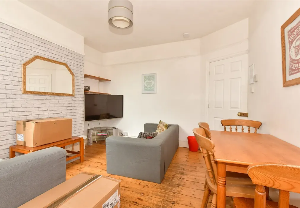 Dining Room - St. Martin's Road, Canterbury, Kent - Wards of Kent