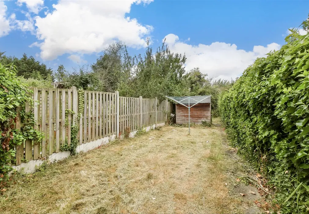 Rear Garden - St. Martin's Road, Canterbury, Kent - Wards of Kent