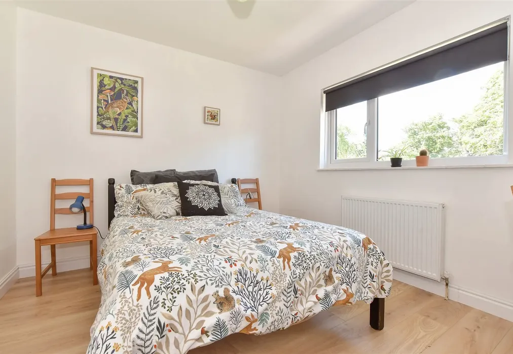 Bedroom 2 - Station Road, Brading, Isle of Wight - Wards of Kent