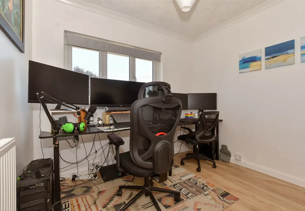 Bedroom 3 - Station Road, Brading, Isle of Wight - Wards of Kent