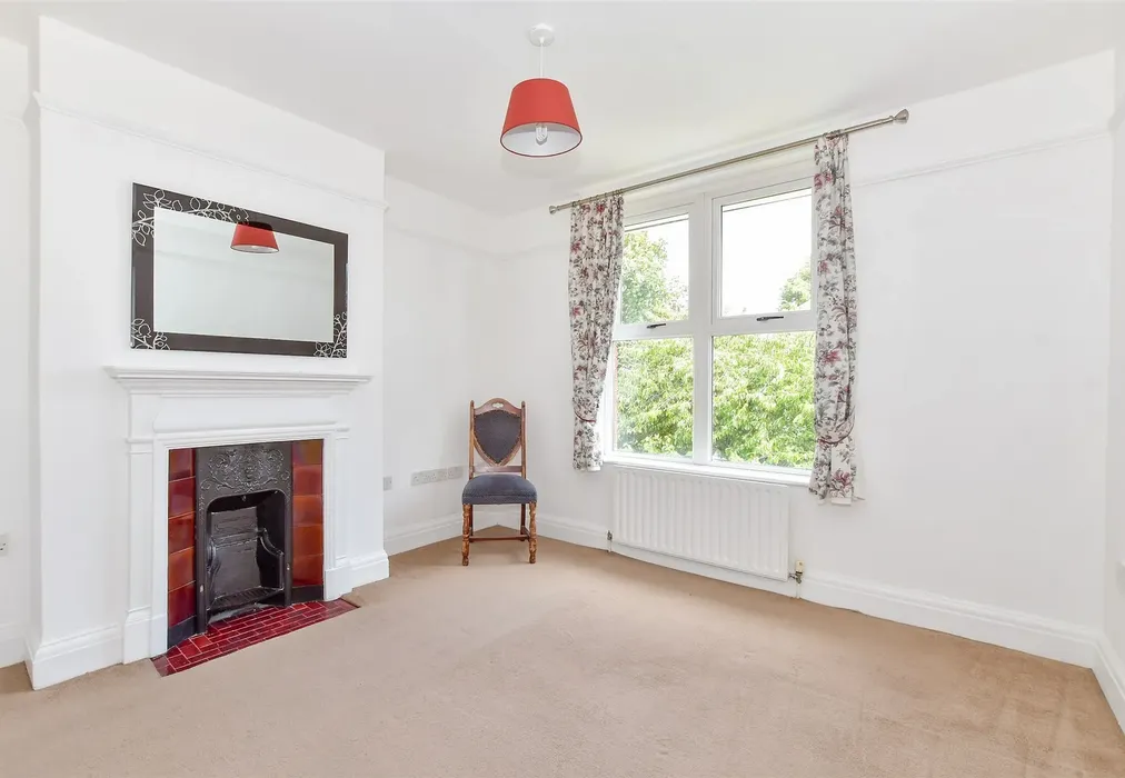 Bedroom 2 - Spencer Street, Bognor Regis, West Sussex - Wards of Kent