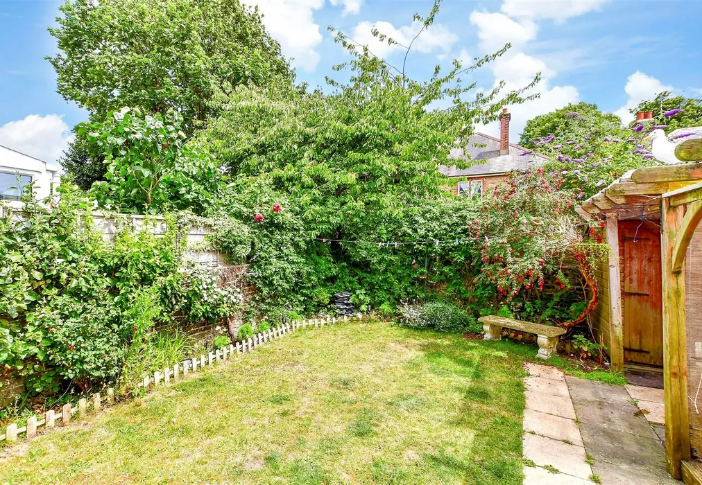 Rear Garden - Spencer Street, Bognor Regis, West Sussex - Wards of Kent