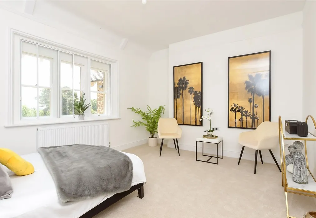 Bedroom 3 - Oakley Gardens, Merstham, Redhill, Surrey - Wards of Kent