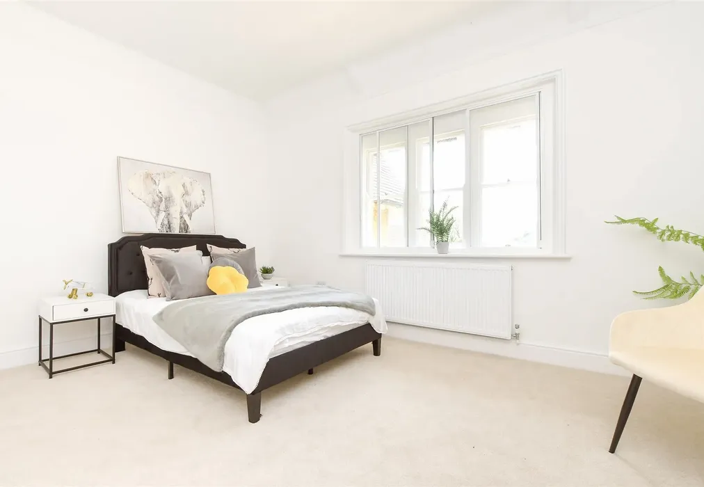 Bedroom 3 - Oakley Gardens, Merstham, Redhill, Surrey - Wards of Kent