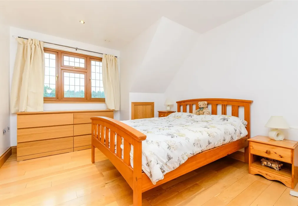 Bedroom 3 - Hever Avenue, West Kingsdown, Sevenoaks, Kent - Wards of Kent