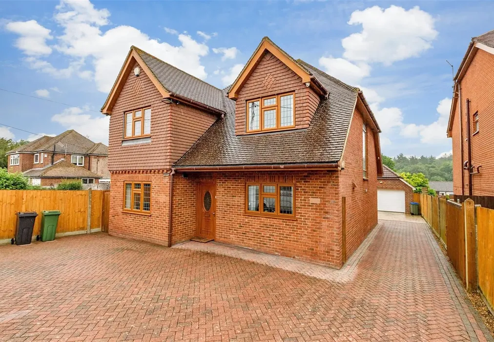 Front - Hever Avenue, West Kingsdown, Sevenoaks, Kent - Wards of Kent