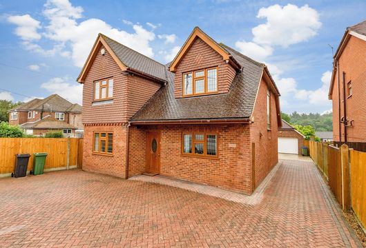Hever Avenue, West Kingsdown, Sevenoaks, Kent - Wards of Kent