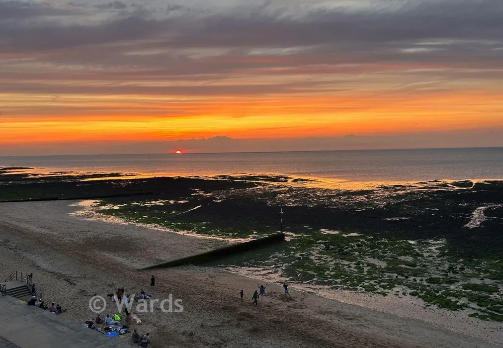 Lifestyle - Eastern Esplanade, Cliftonville, Margate, Kent - Wards of Kent