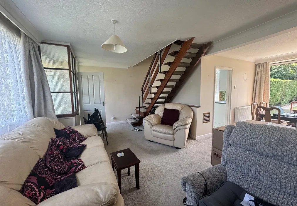 Lounge - Binness Way, Portsmouth, Hampshire - Wards of Kent