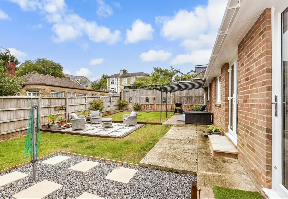 Rear Garden - Ampthill Road, Ryde, Isle of Wight - Wards of Kent