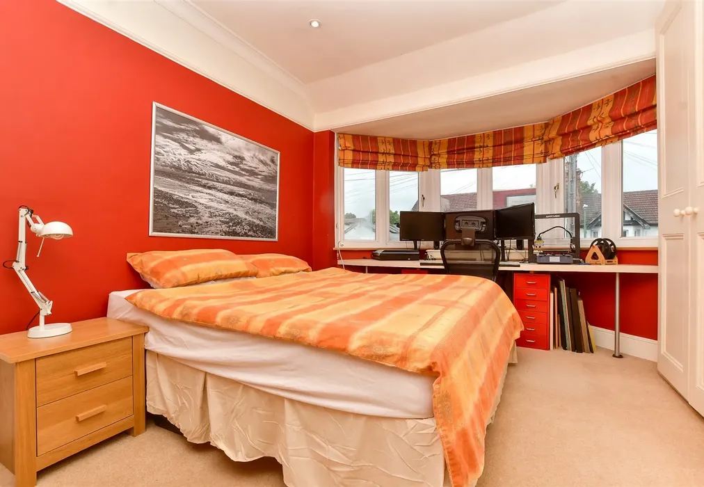 Bedroom 1 - Carshalton Grove, Sutton, Surrey - Wards of Kent
