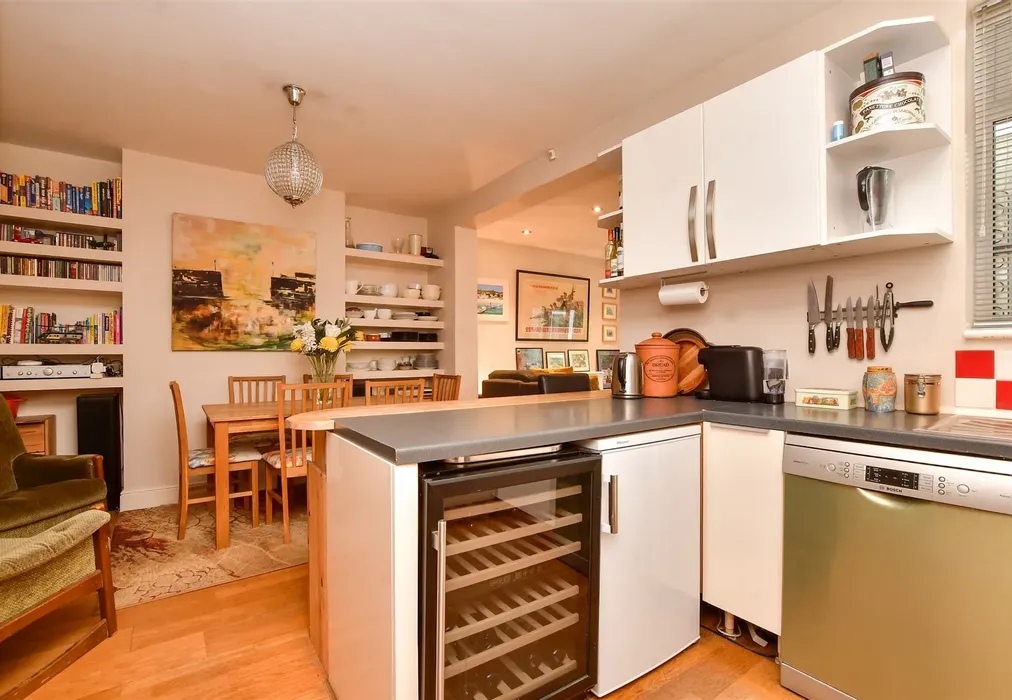 Kitchen / Diner - Carshalton Grove, Sutton, Surrey - Wards of Kent