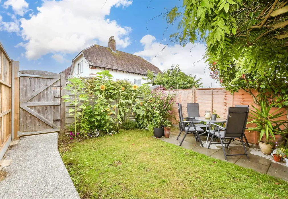 Rear Garden - St. John's Crescent, Sandown, Isle of Wight - Wards of Kent