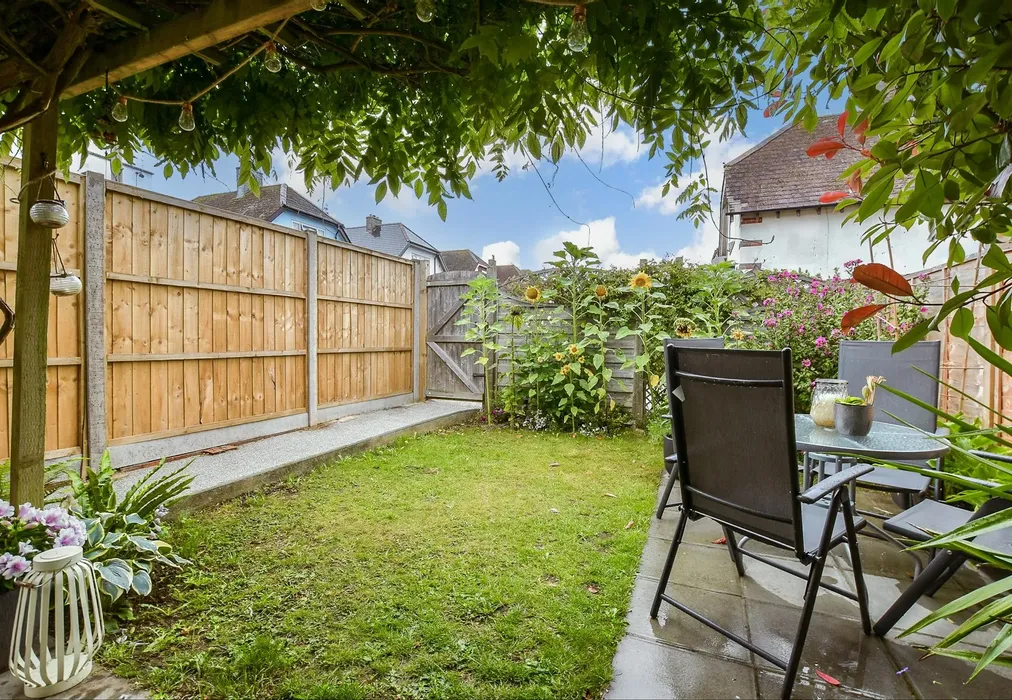Rear Garden - St. John's Crescent, Sandown, Isle of Wight - Wards of Kent