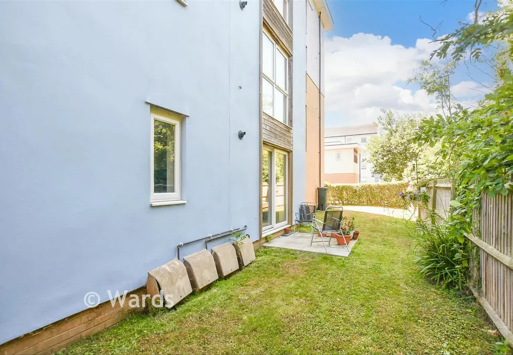 Communal Gardens - Olympia Way, Whitstable, Kent - Wards of Kent