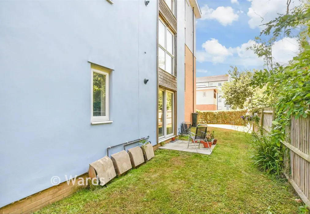 Communal Gardens - Olympia Way, Whitstable, Kent - Wards of Kent