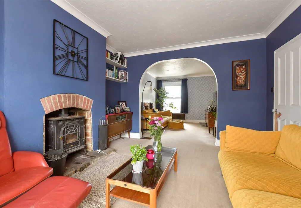 Sitting Room - Upper Highland Road, Ryde, Isle of Wight - Wards of Kent