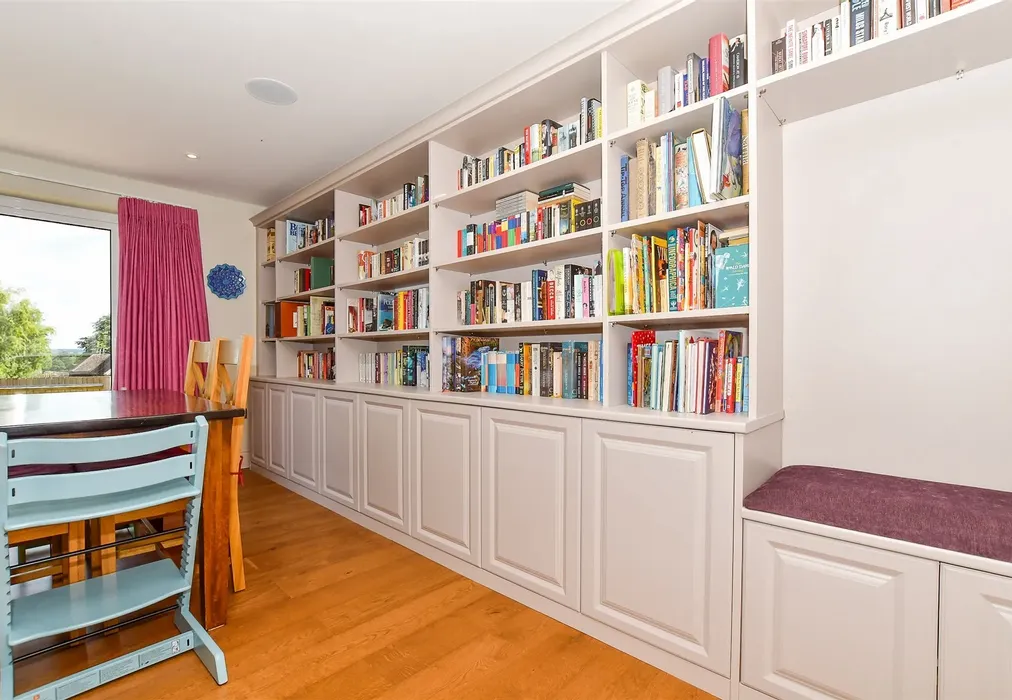 Living/ Dining Room - School House Lane, Horsmonden, Tonbridge, Kent - Wards of Kent