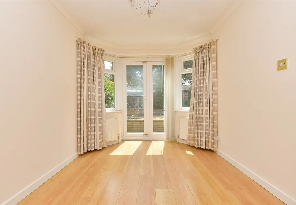 Bedroom 3 - Palmerston Avenue, Broadstairs, Kent - Wards of Kent