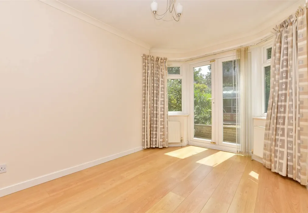 Bedroom 3 - Palmerston Avenue, Broadstairs, Kent - Wards of Kent