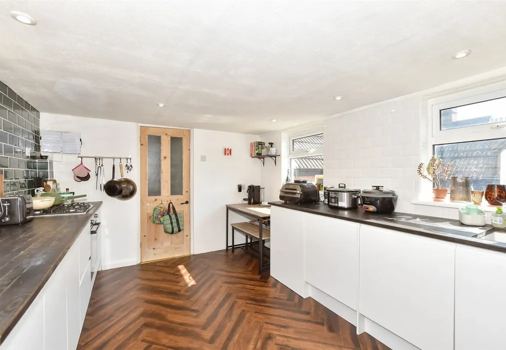 Kitchen - St. John's Church Road, Folkestone, Kent - Wards of Kent