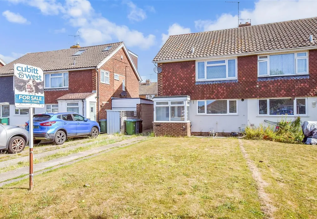 External Web 3 - Oakcroft Gardens, Littlehampton, West Sussex - Wards of Kent