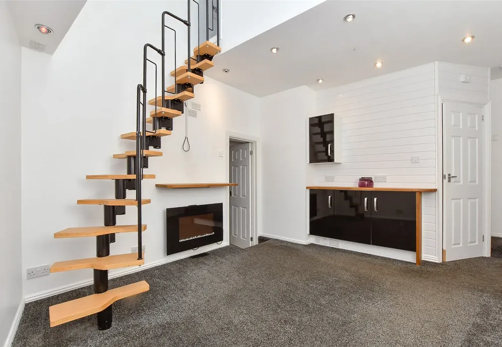 Annexe Lounge - Plough Road, Eastchurch, Sheerness, Kent - Wards of Kent