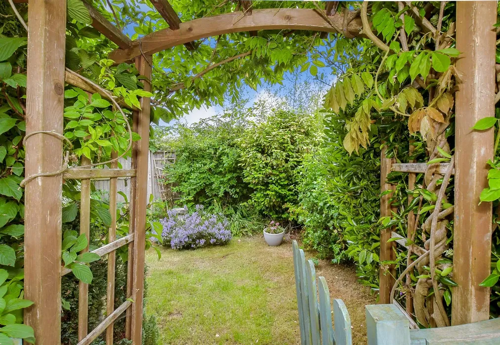 External Feature - Shripney Road, Bognor Regis, West Sussex - Wards of Kent