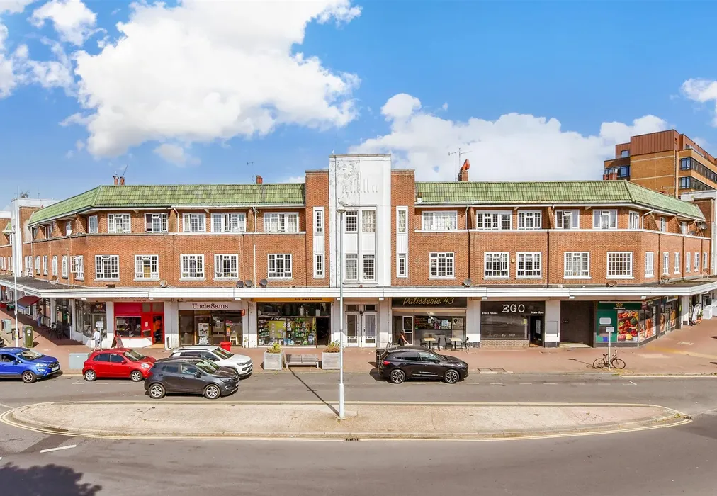 exterenal - The Boulevard, Goring-By-Sea, Worthing, West Sussex - Wards of Kent