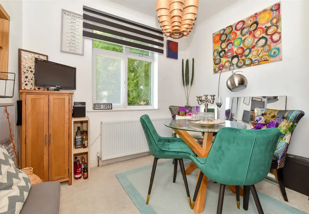 Bedroom 2 - Compton Avenue, Gidea Park, Essex - Wards of Kent