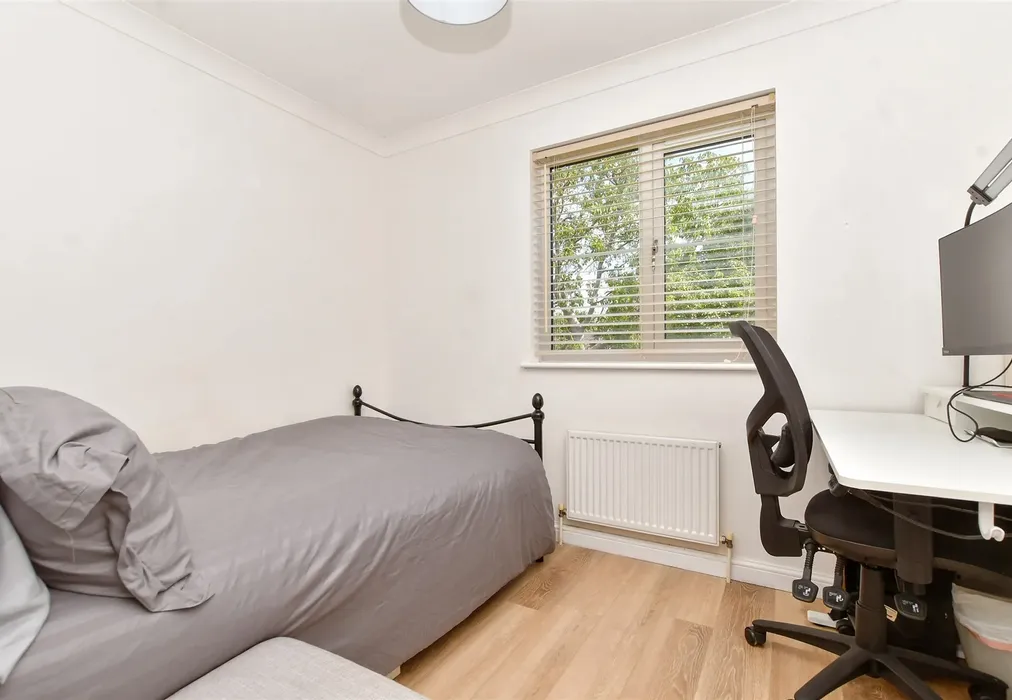 Bedroom 3 - Hilliers Lane, Croydon, Surrey - Wards of Kent