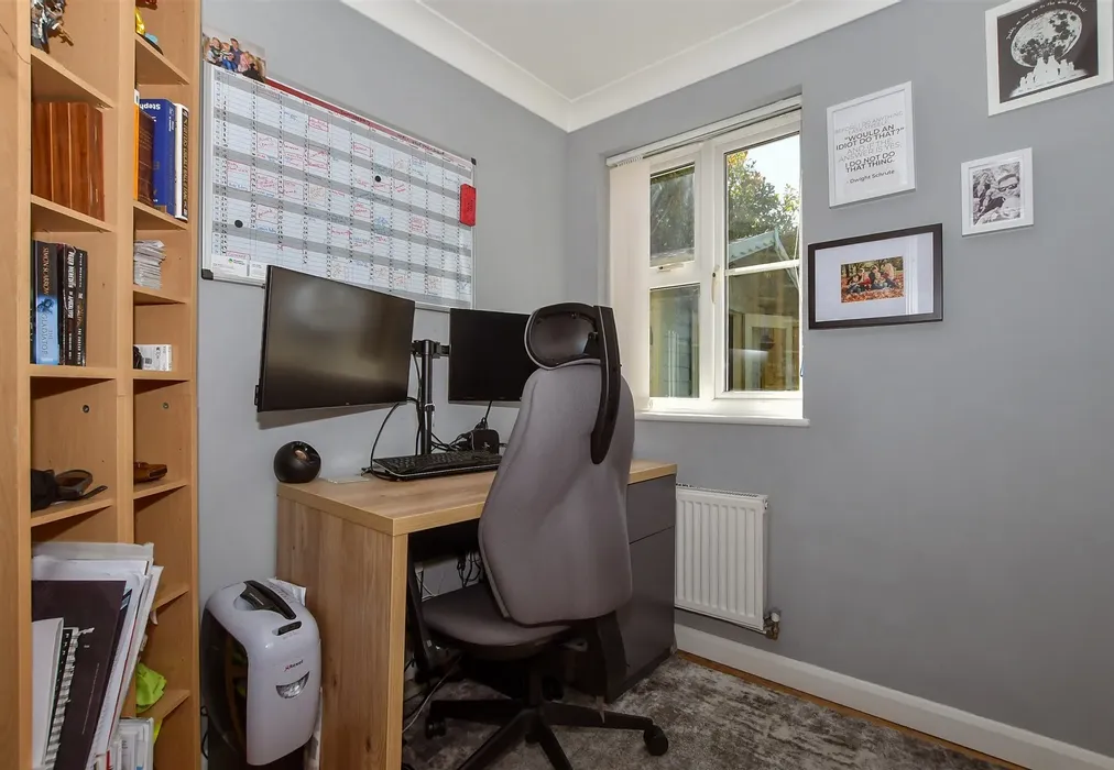 Study - Harling Close, Boughton Monchelsea, Maidstone, Kent - Wards of Kent