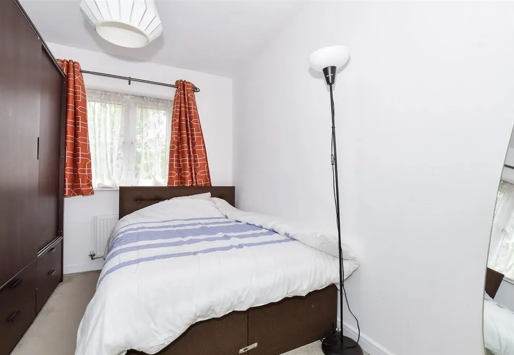 Bedroom 2 - Colyn Drive, Maidstone, Kent - Wards of Kent