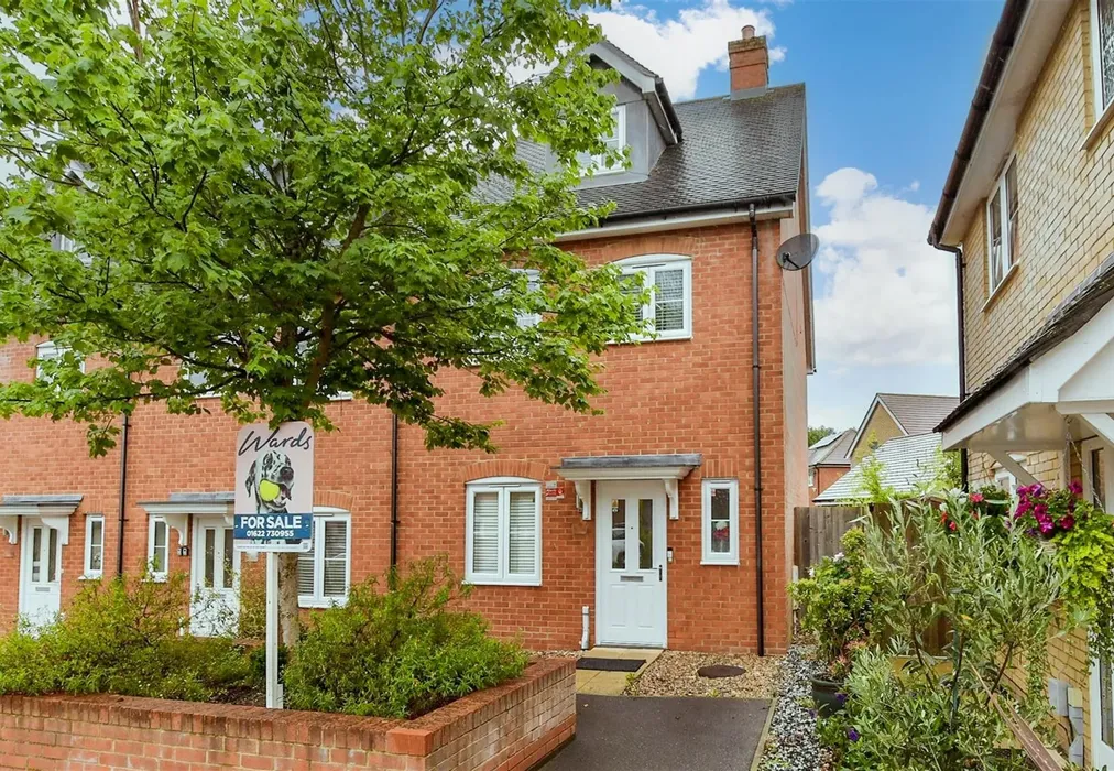 External (Web) 1 - Colyn Drive, Maidstone, Kent - Wards of Kent