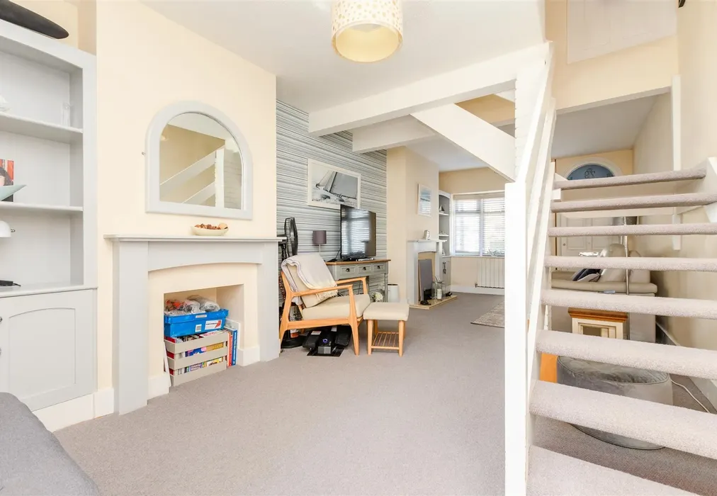 Lounge - Gillingham Road, Gillingham, Kent - Wards of Kent