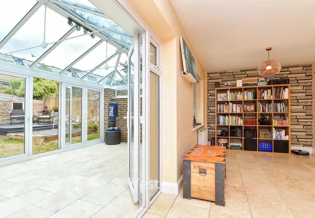 Conservatory - Crescent Drive South, Woodingdean, Brighton, East Sussex - Wards of Kent