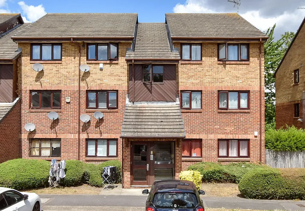 External (Web) - Armstrong Close, Dagenham, Essex - Wards of Kent