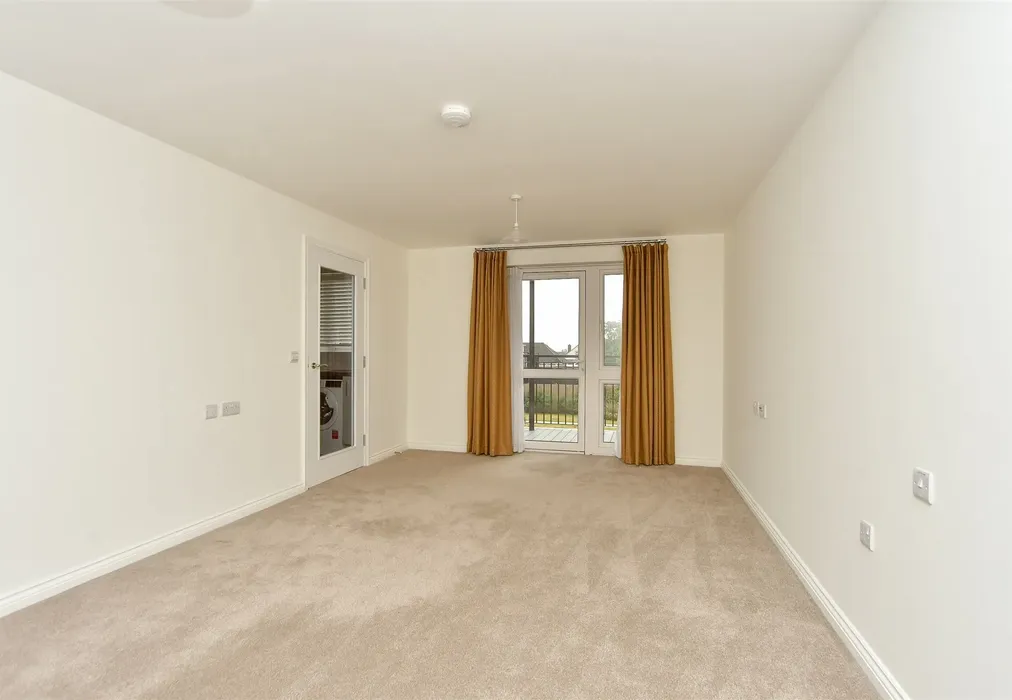 Lounge/Diner - High Street, Rainham, Gillingham, Kent - Wards of Kent