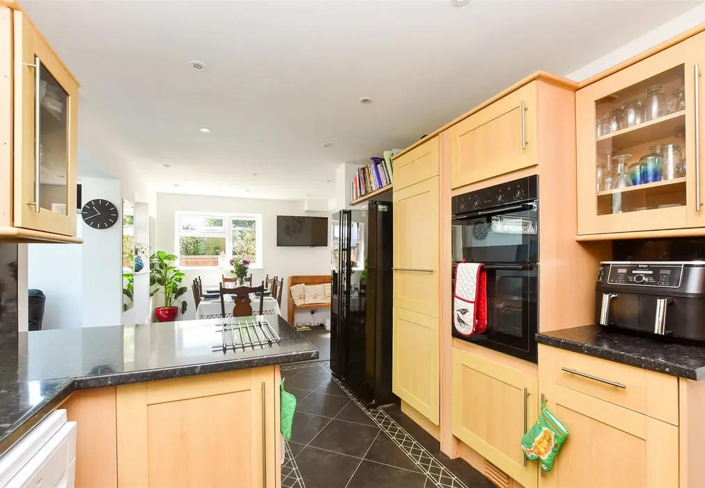 Kitchen - Wilson Grove, Uckfield, East Sussex - Wards of Kent