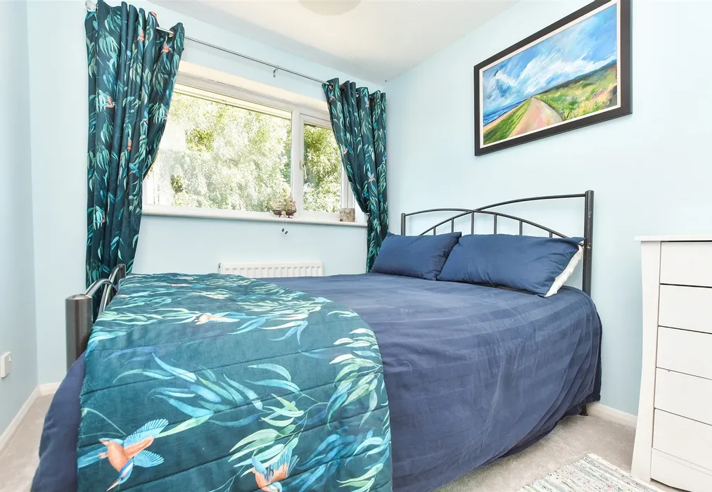 Bedroom 4 - Wilson Grove, Uckfield, East Sussex - Wards of Kent