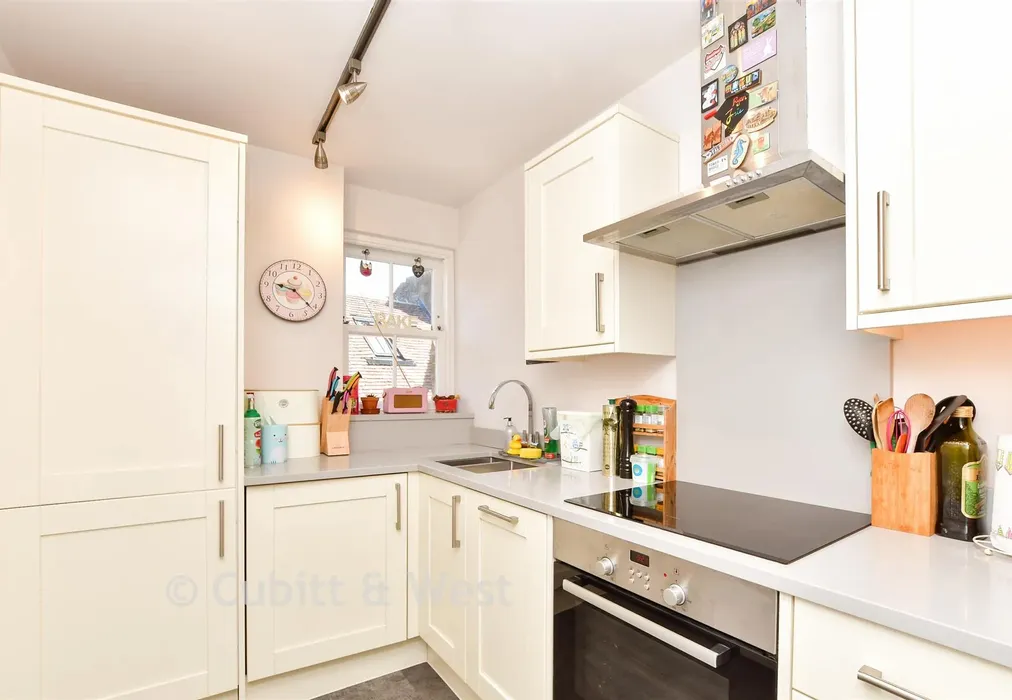Kitchen - West Street, Dorking, Surrey - Wards of Kent