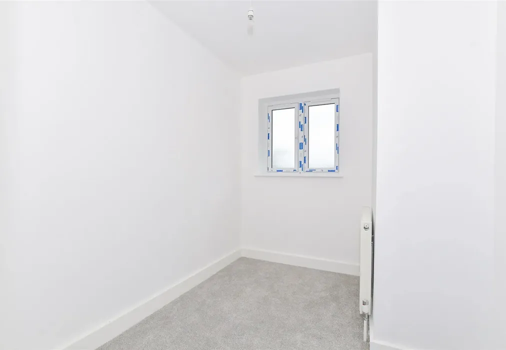 Bedroom 3 - Loose Road, Maidstone, Kent - Wards of Kent