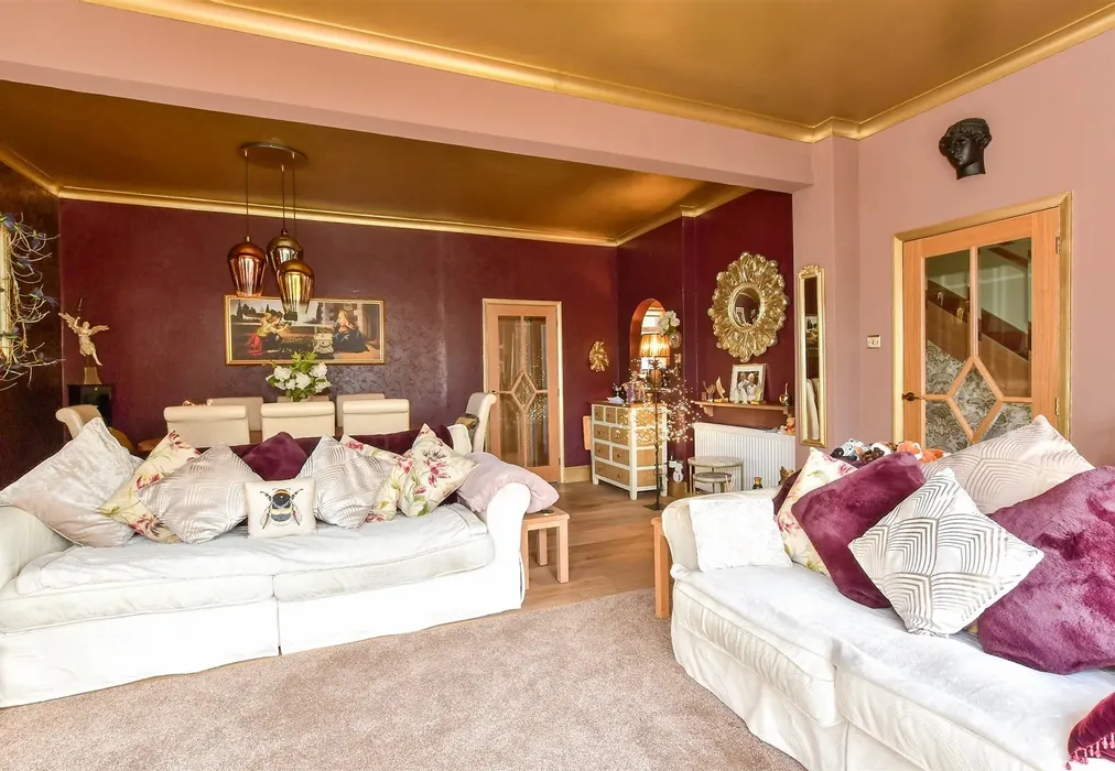 Lounge/ Diner - Furze Road, Worthing, West Sussex - Wards of Kent