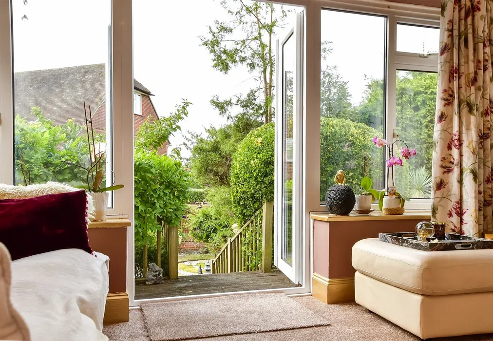 Internal Lifestyle Photograph - Furze Road, Worthing, West Sussex - Wards of Kent