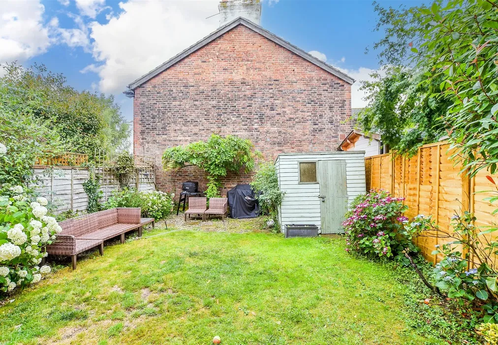 Rear Garden - Lawn Road, Tonbridge, Kent - Wards of Kent