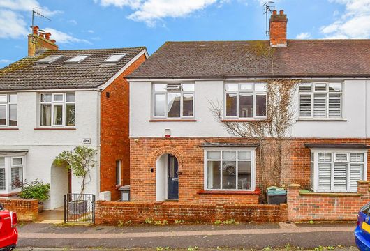 Lawn Road, Tonbridge, Kent - Wards of Kent