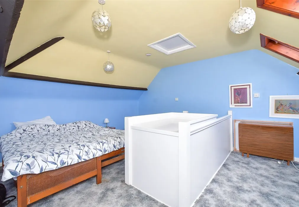 Bedroom 4 - Parkside Avenue, Littlehampton, West Sussex - Wards of Kent
