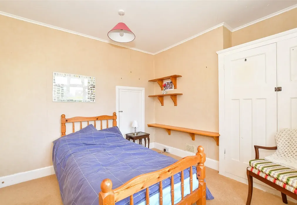 Bedroom 2 - Parkside Avenue, Littlehampton, West Sussex - Wards of Kent