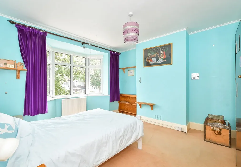 Bedroom 1 - Parkside Avenue, Littlehampton, West Sussex - Wards of Kent