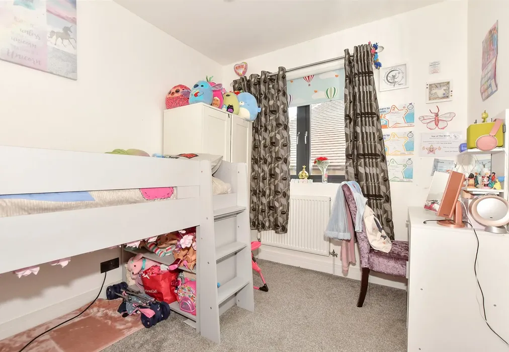 Bedroom 3 - Stanbury Crescent, Folkestone, Kent - Wards of Kent